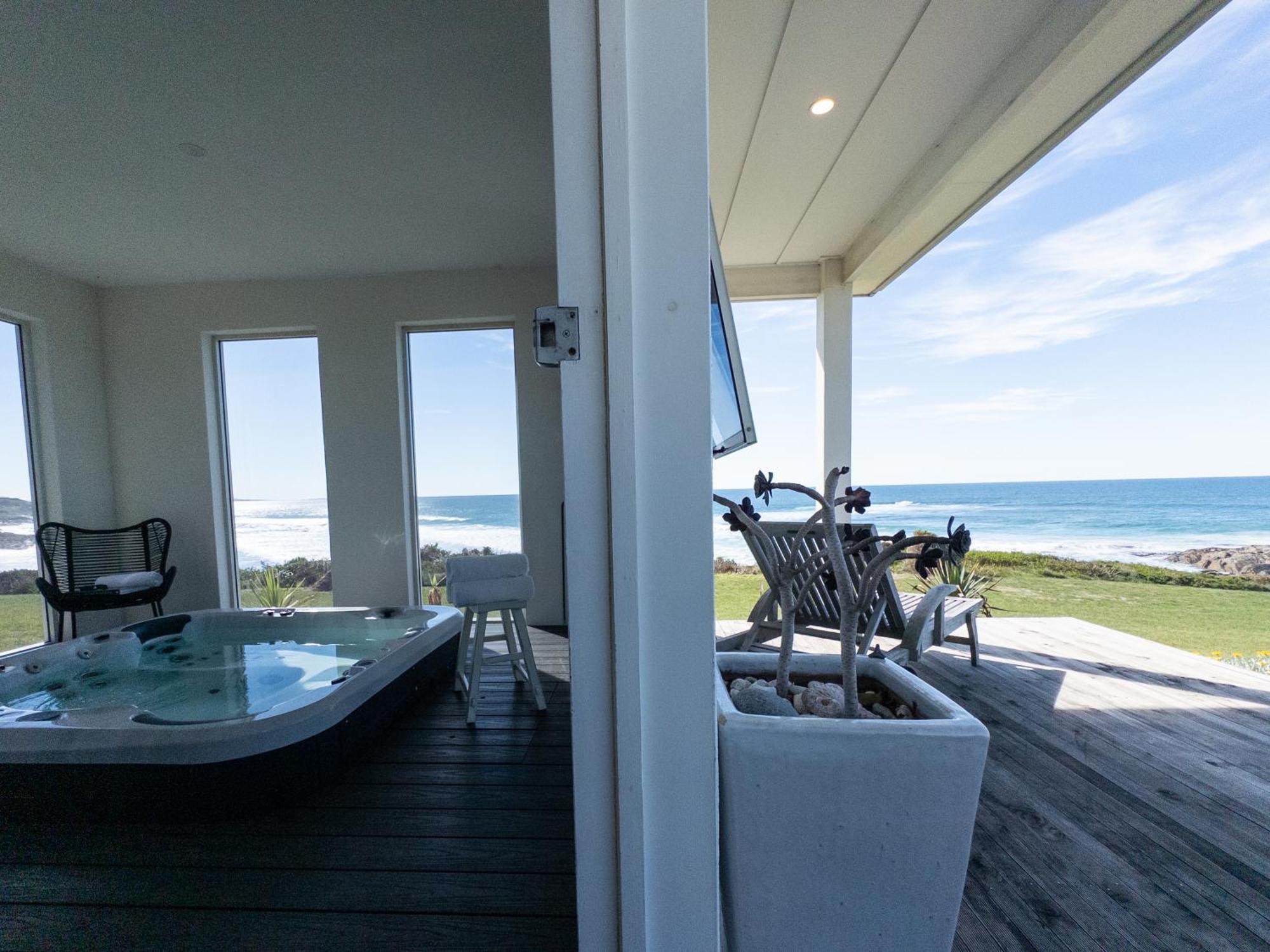 Saltwater - Absolute Oceanfront, Fire Pits, Some Villas With Hot Tubs And Sauna Falmouth Exterior photo
