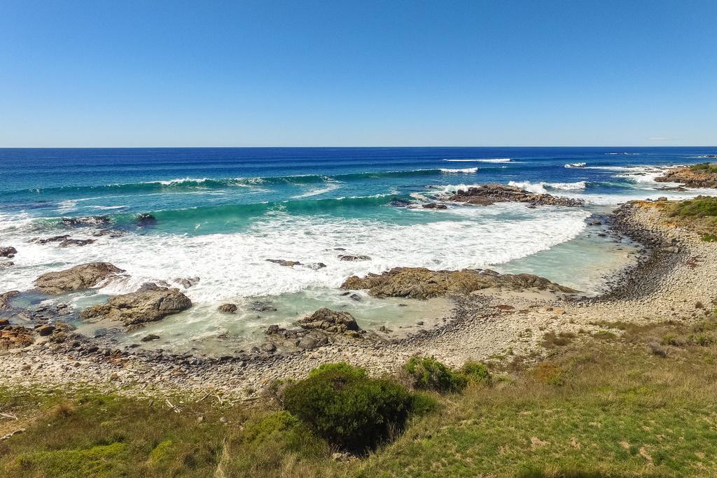 Saltwater - Absolute Oceanfront, Fire Pits, Some Villas With Hot Tubs And Sauna Falmouth Exterior photo