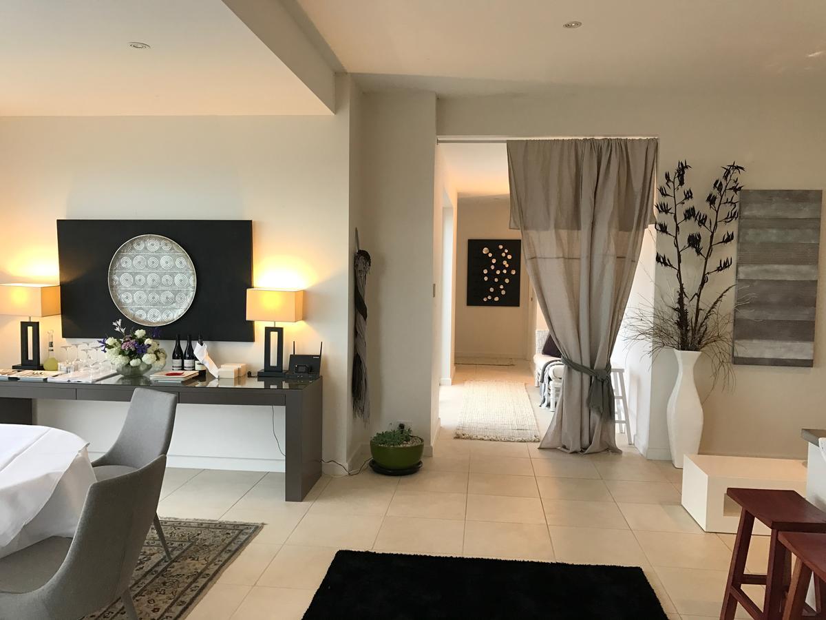 Saltwater - Absolute Oceanfront, Fire Pits, Some Villas With Hot Tubs And Sauna Falmouth Exterior photo